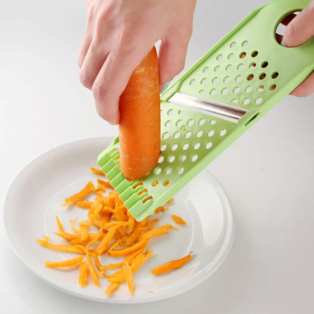 Gemüsehobel, grün