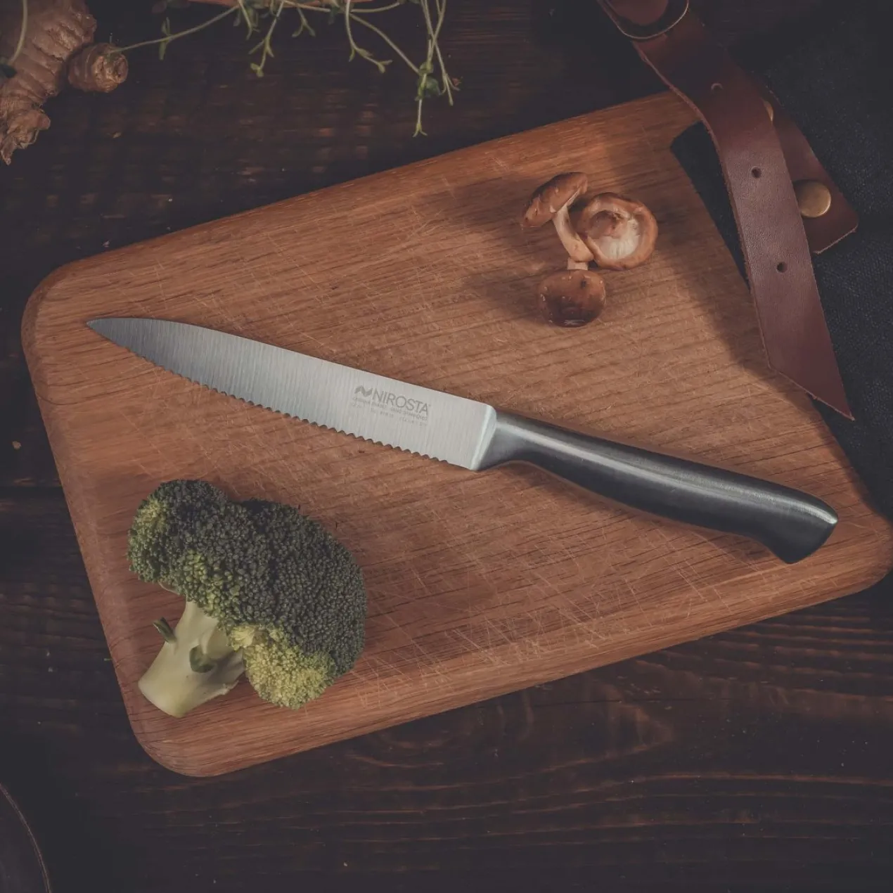 Küchenmesser gezahnt Star, 12cm Edelstahl-Klinge