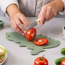 Kinder Schneidebrett Mini Cooking, Dino
