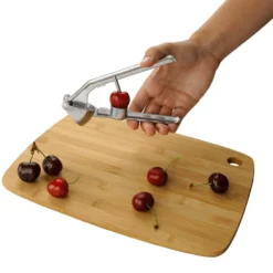 Knoblauchpresse und Entsteiner 3in1, Aluminium