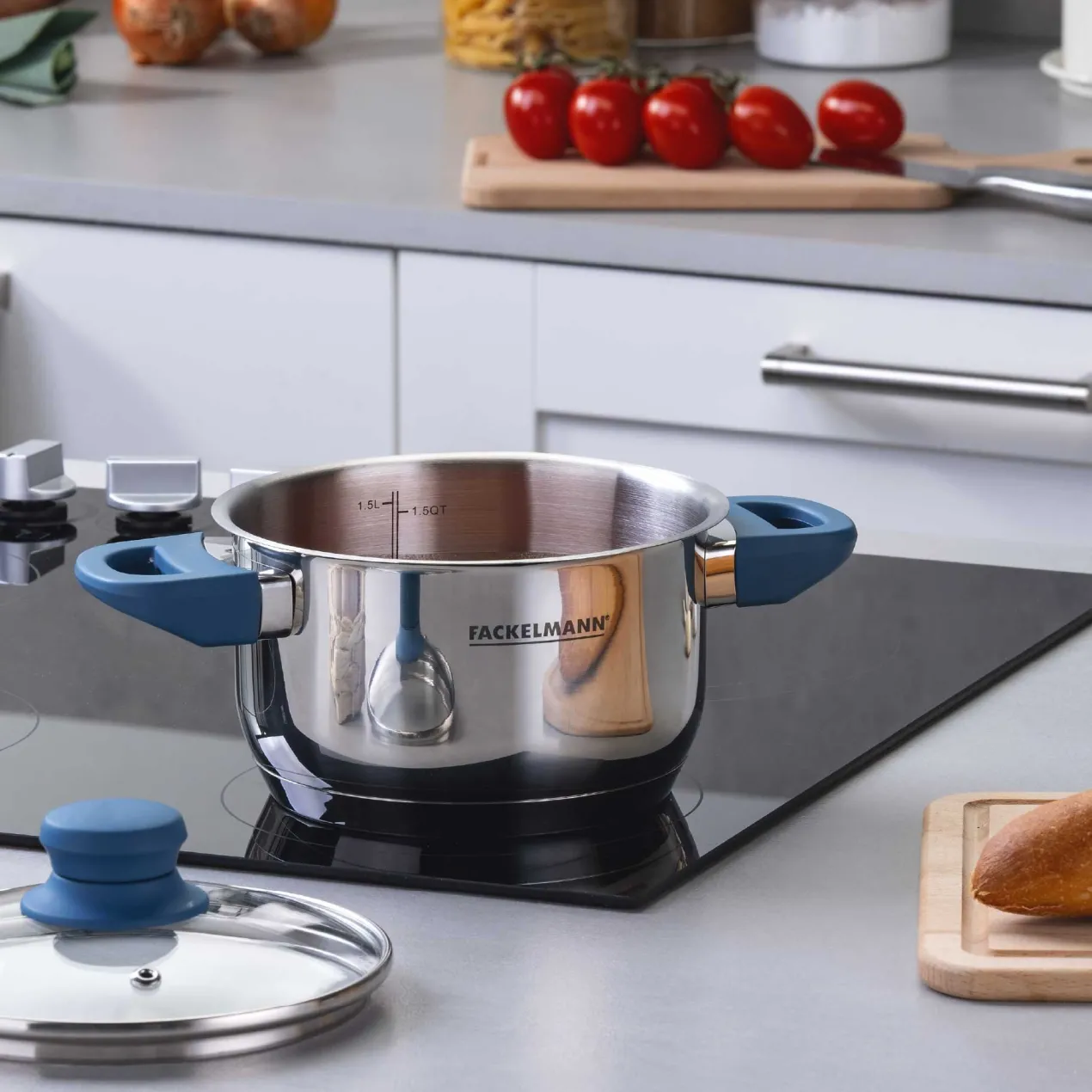 Kochtopf mit Deckel Essential, Ø16cm, blau