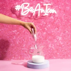 Milchaufschäumer Rosa mit Batterie