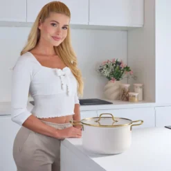 Pamela Reif Kochtopf mit Deckel Signature, Ø24cm – 20% Rabatt mit Code: COOK20