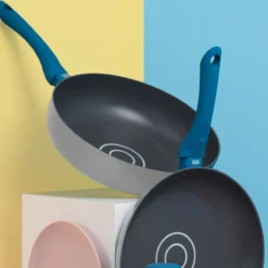 Wok Pfanne mit Öldosiersystem, Ø28cm